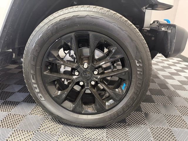 Used 2022 Jeep Wrangler Unlimited Sahara image 38