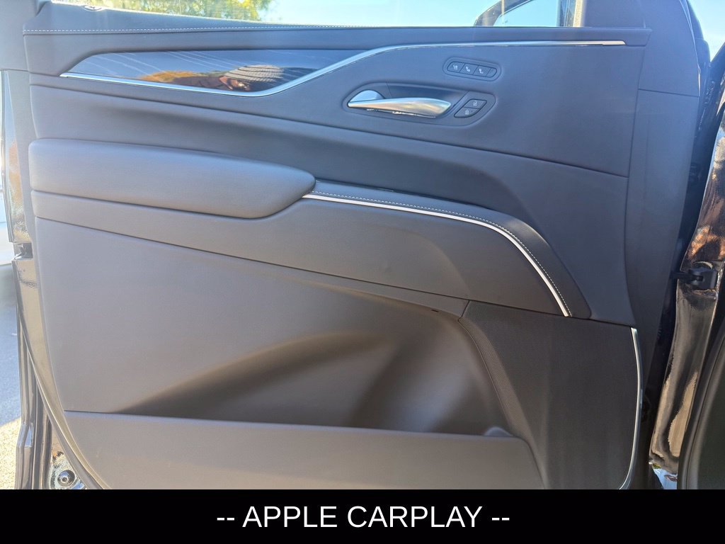 Used 2023 Cadillac Escalade Sport w/ LPO, ONYX Package AWD/4WD image 6