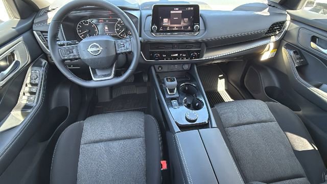New 2026 Nissan Rogue SV w/ Cold Weather Package AWD/4WD image 26