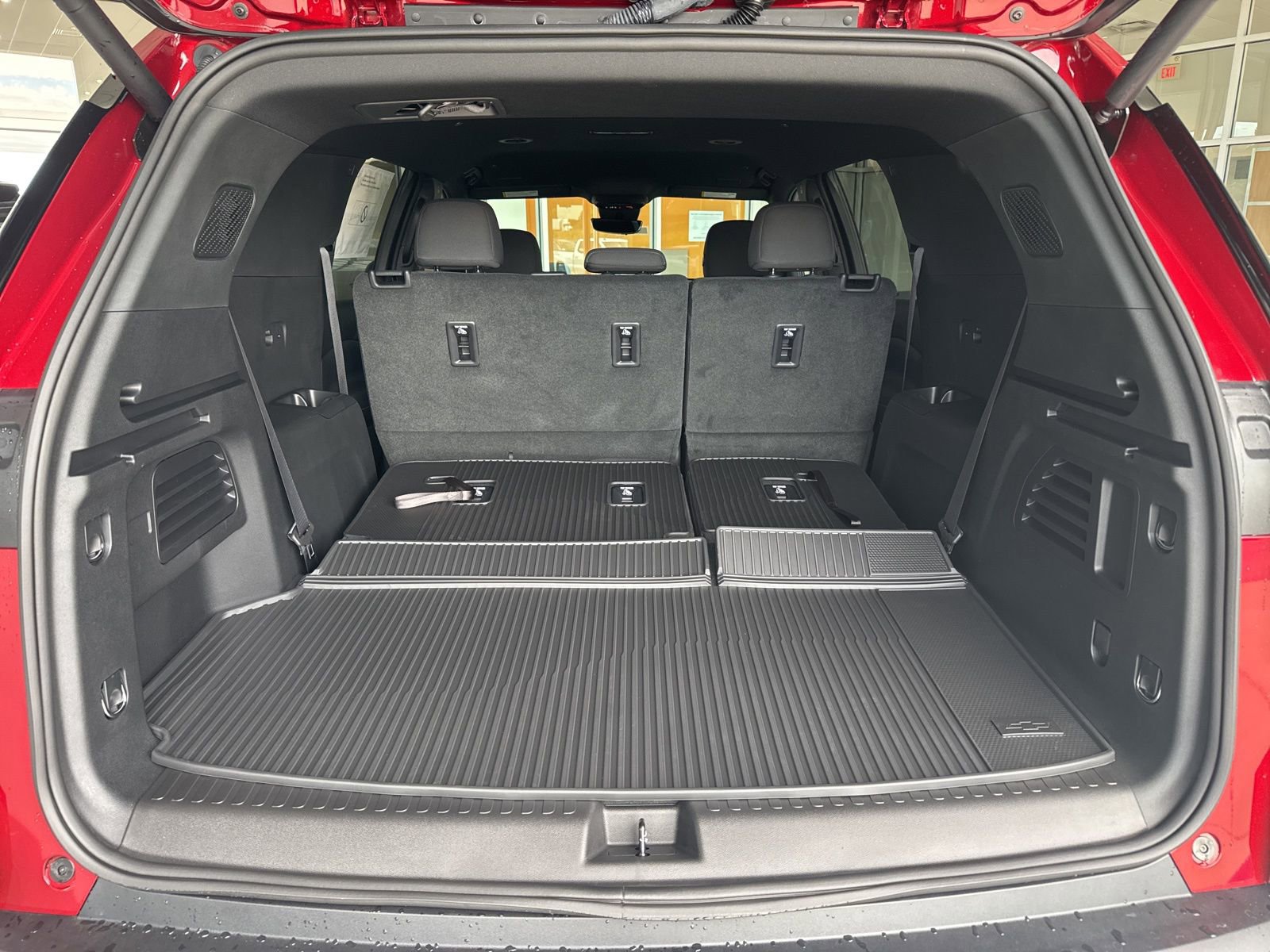 New 2026 Chevrolet Traverse LT w/ Driver Confidence Package image 12