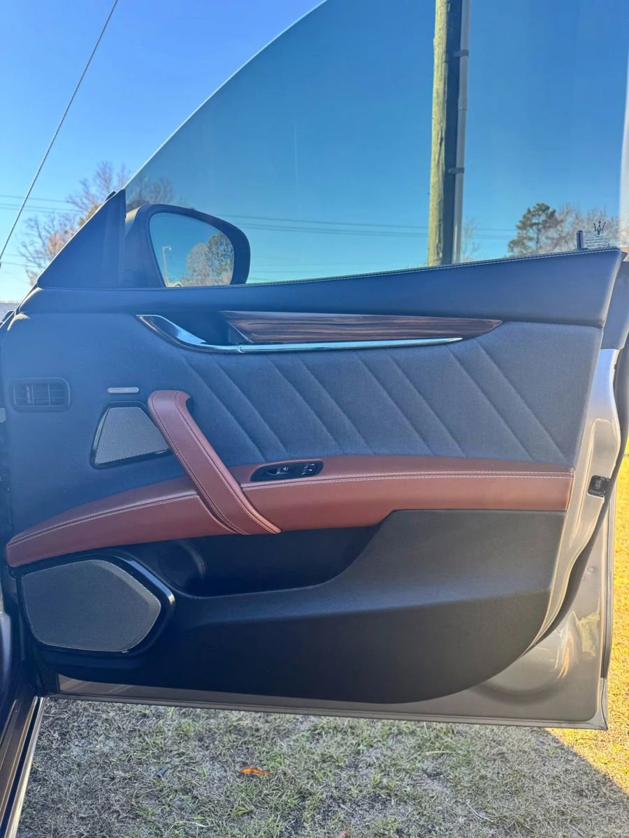 Used 2017 Maserati Quattroporte S GranLusso image 21