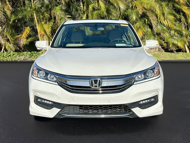 Used 2017 Honda Accord EX-L image 2