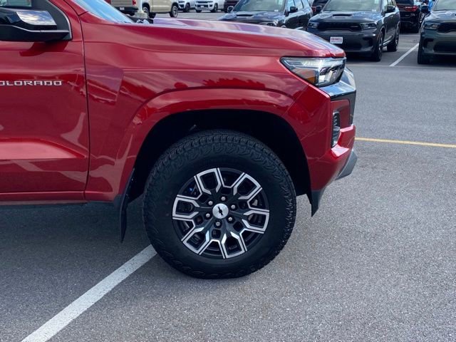 Used 2024 Chevrolet Colorado Z71 w/ Advanced Trailering Package AWD/4WD image 8