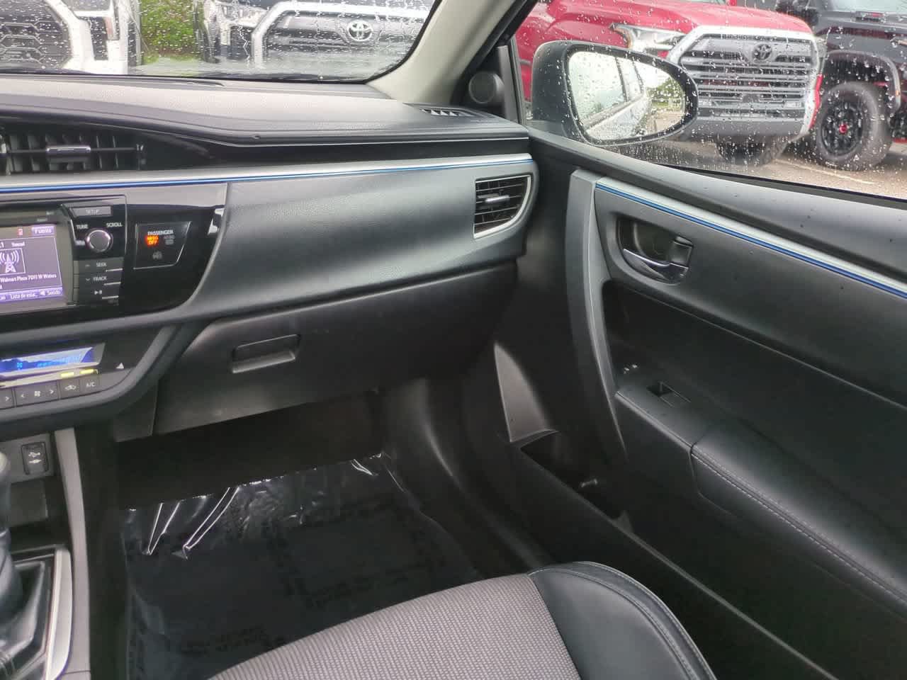 Used 2016 Toyota Corolla S FWD image 15