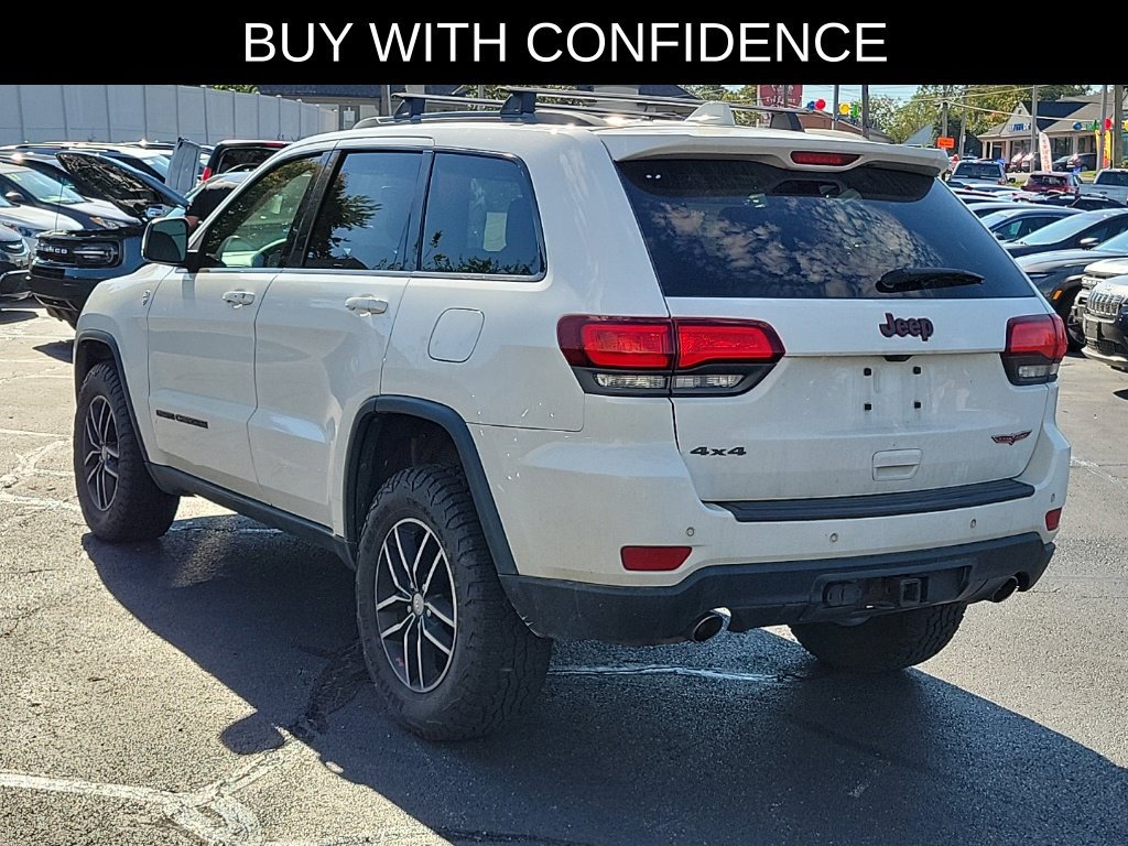 Used 2018 Jeep Grand Cherokee Trailhawk w/ Trailhawk Luxury Group AWD/4WD image 3