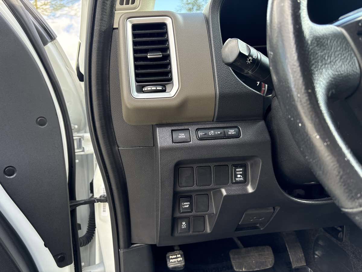 Used 2022 Nissan Frontier SV image 21