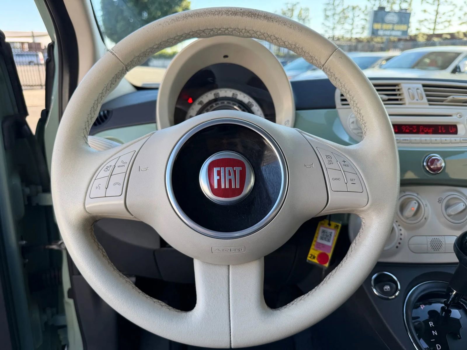 Used 2015 FIAT 500 Pop image 23