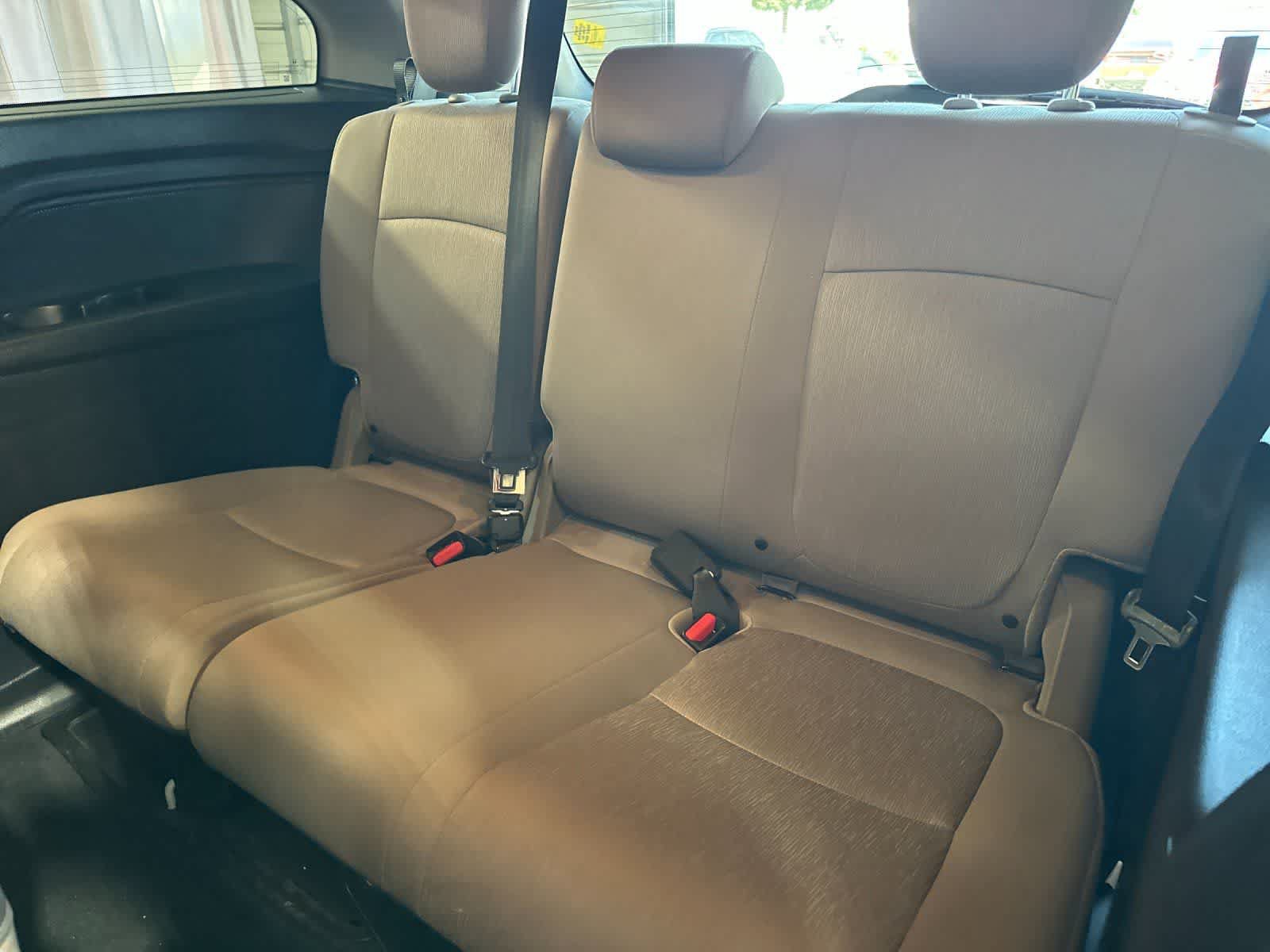 Used 2018 Honda Odyssey EX image 16