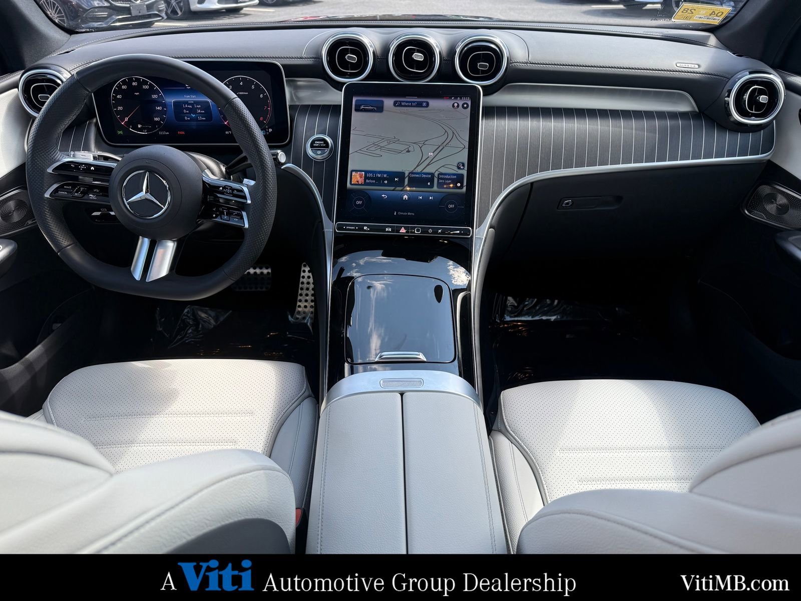 Certified 2023 Mercedes-Benz GLC 300 4MATIC image 2