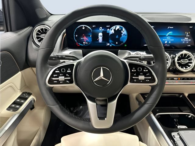Used 2023 Mercedes-Benz GLB 250 4MATIC image 16