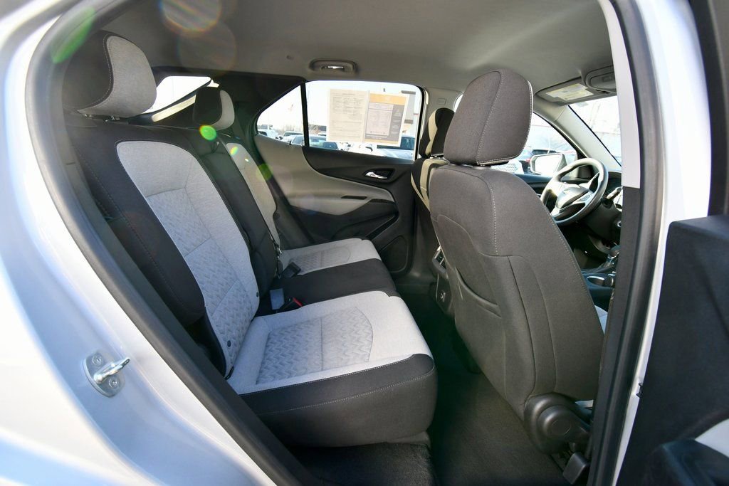 Used 2022 Chevrolet Equinox LT AWD/4WD image 19
