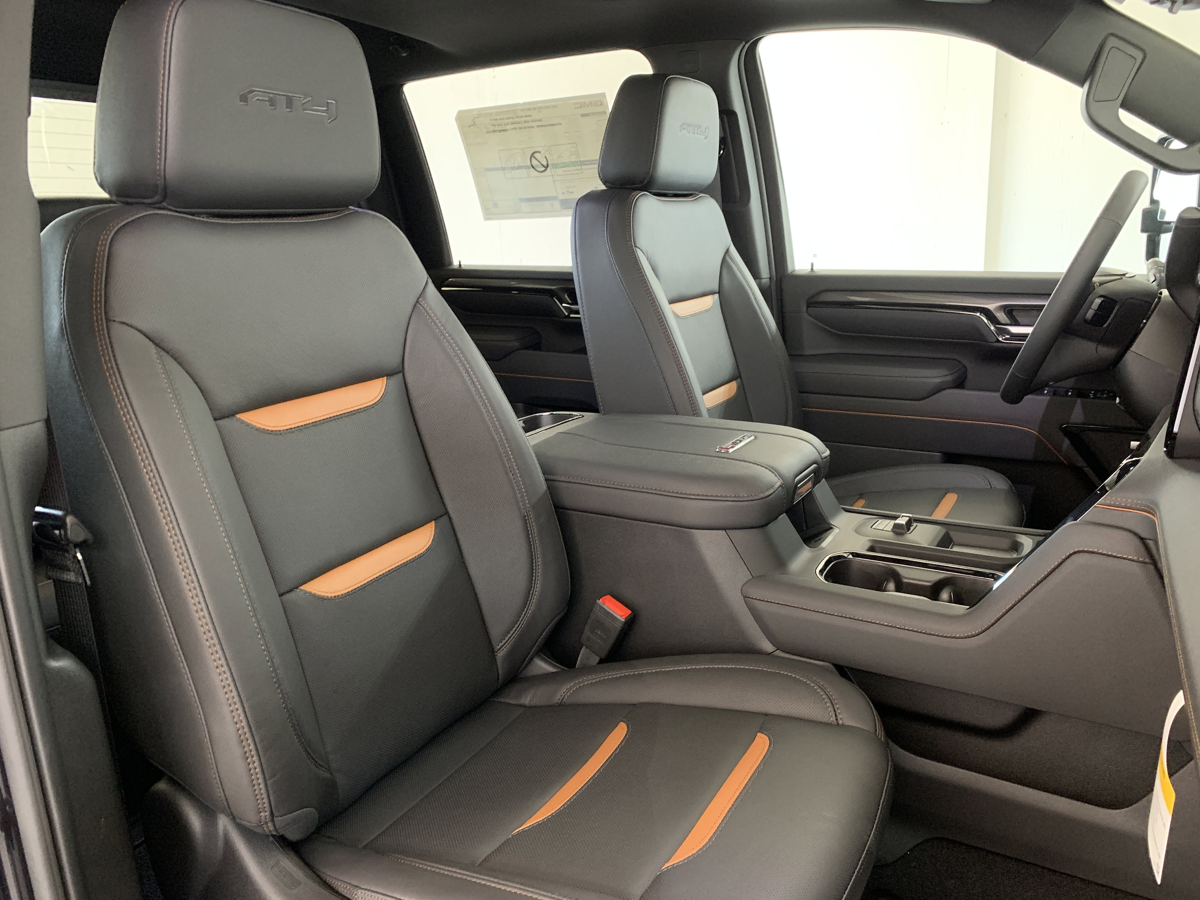 New 2025 GMC Sierra 2500 AT4 w/ AT4 Premium Plus Package image 38