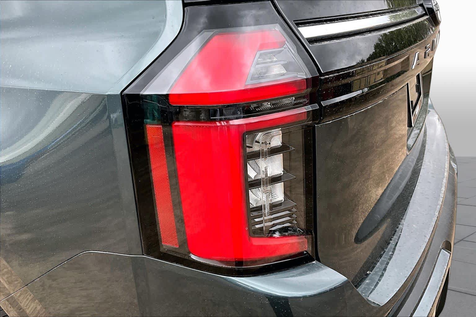 New 2027 Nissan Armada SL RWD image 12