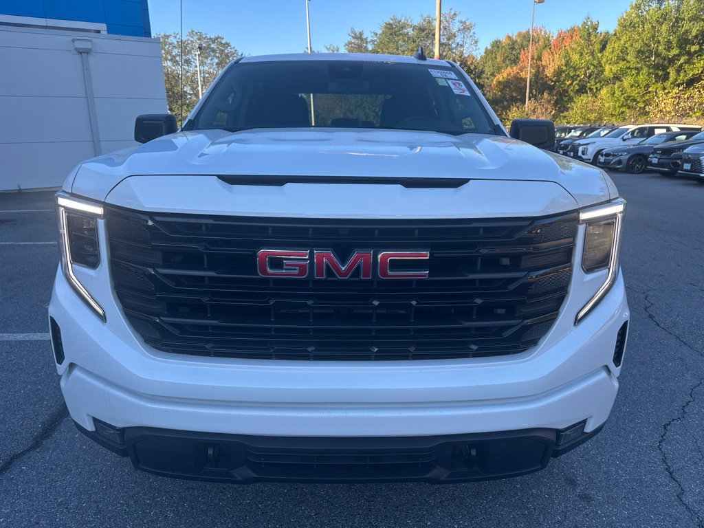 Used 2024 GMC Sierra 1500 Elevation AWD/4WD image 2