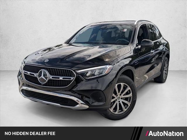 Certified 2025 Mercedes-Benz GLC 300 4MATIC image 1