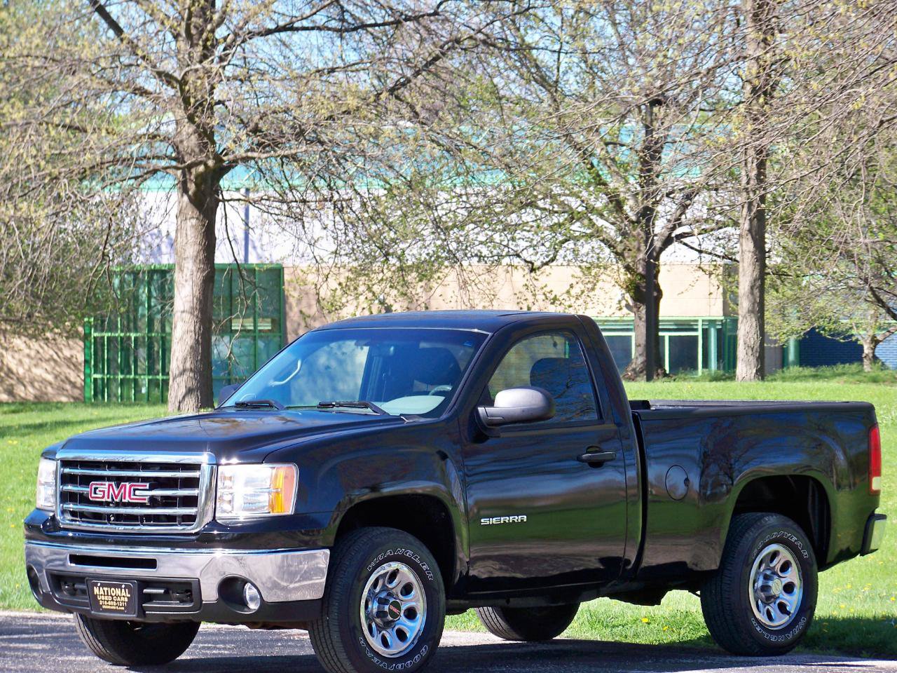 Used 2012 GMC Sierra 1500 W/T w/ Work Truck Plus Package AWD/4WD image 2