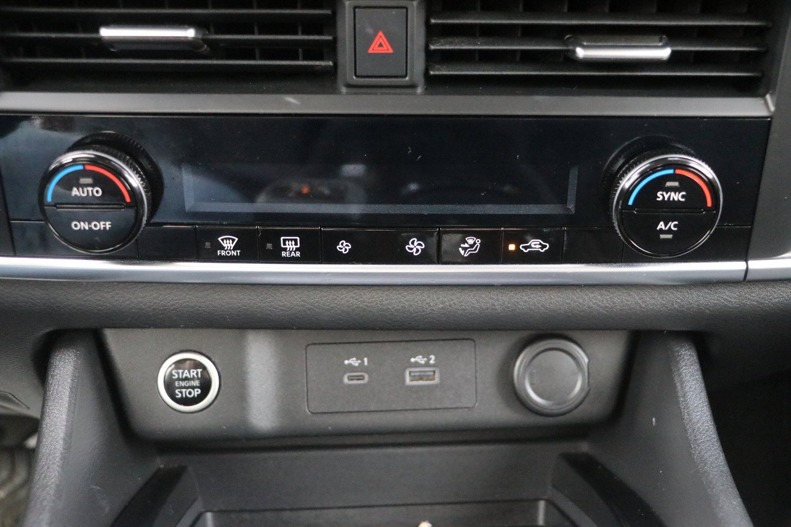 Used 2023 Nissan Rogue SV image 22