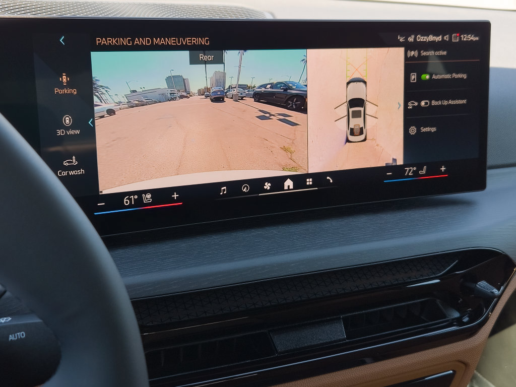 New 2026 BMW 330i Sedan w/ Premium Package RWD image 11