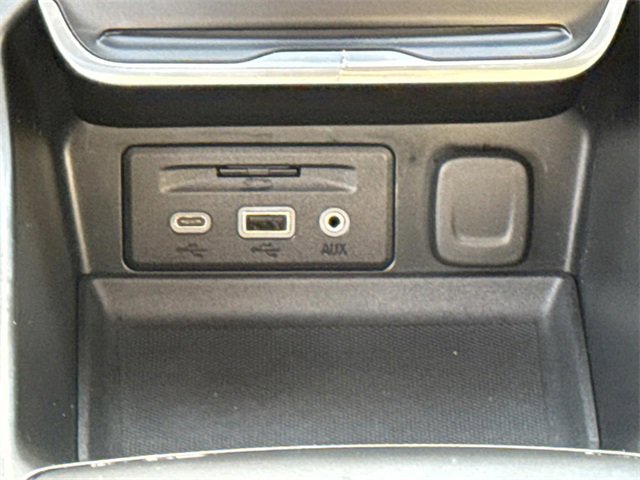 Used 2018 GMC Terrain SLT w/ Infotainment Package II image 15