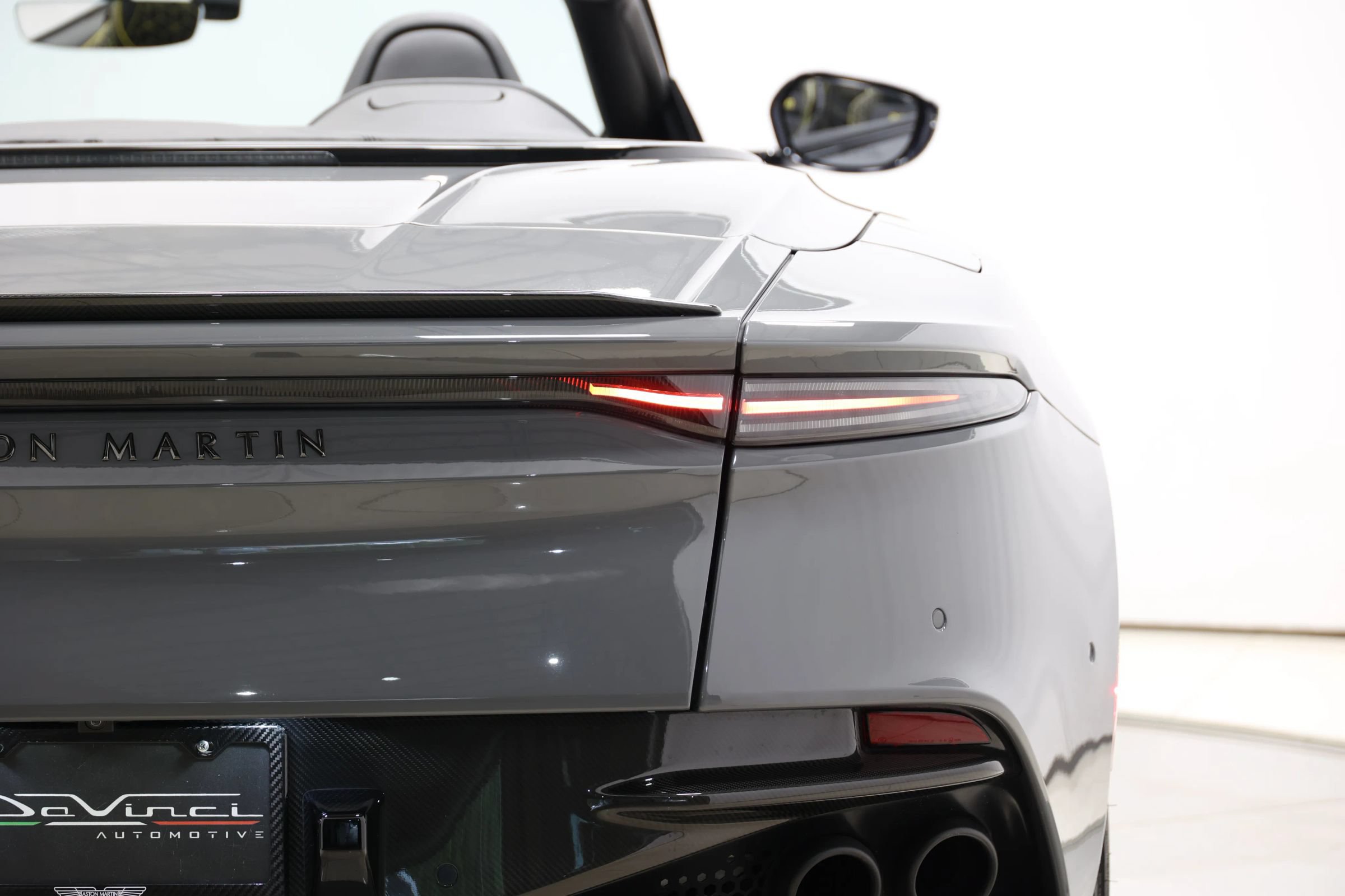 Used 2021 Aston Martin DBS Superleggera Volante RWD image 68