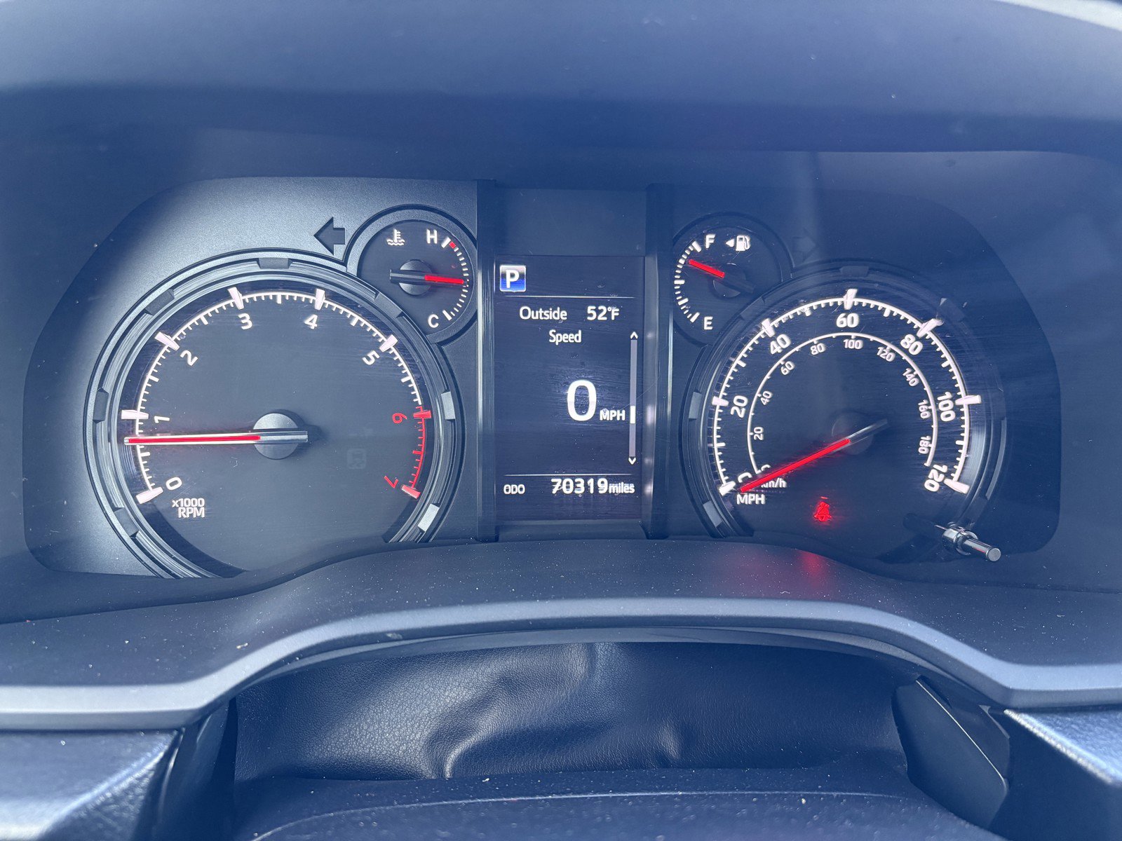 Used 2022 Toyota 4Runner SR5 Premium AWD/4WD image 19