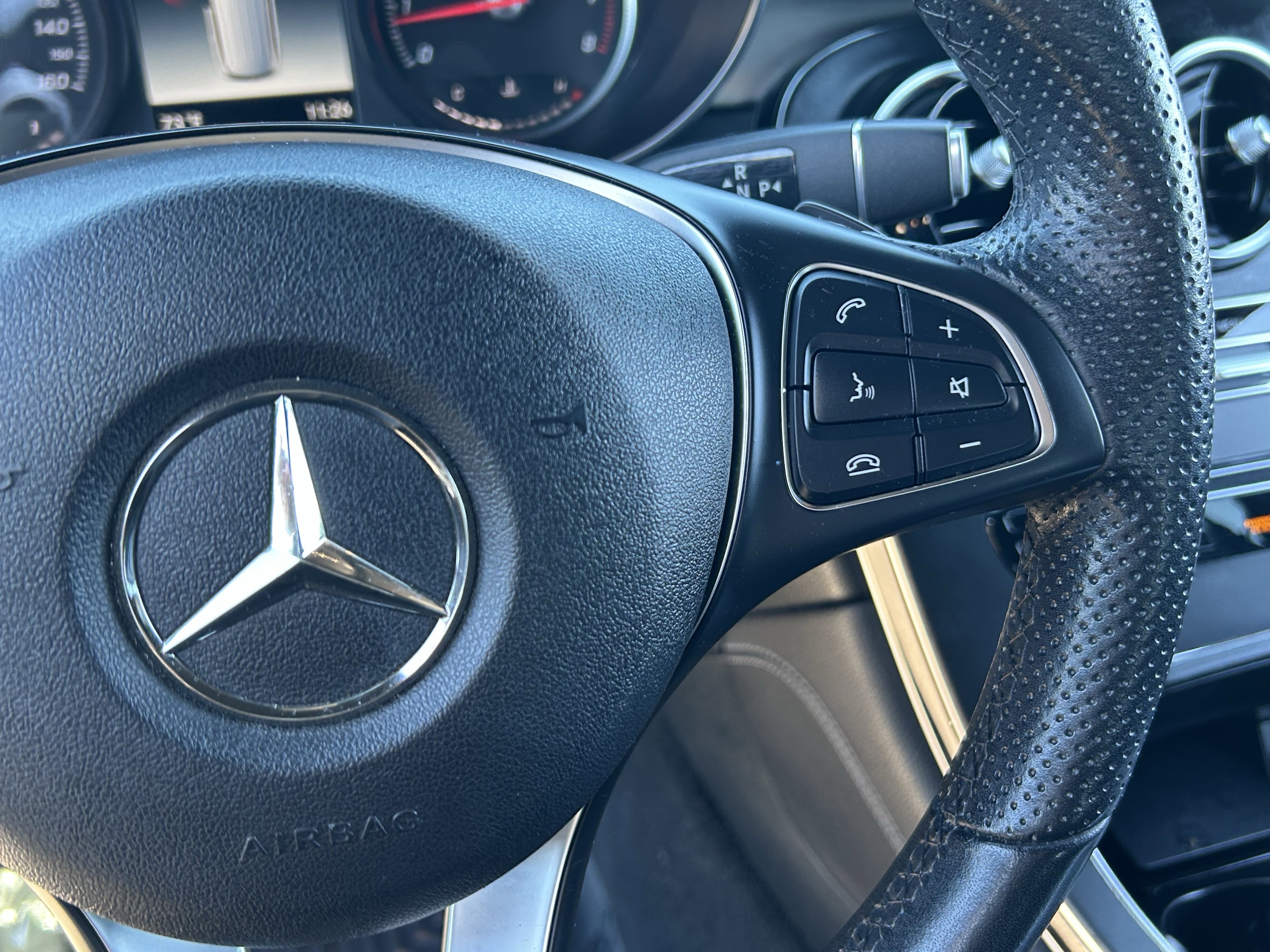 Used 2019 Mercedes-Benz GLC 300 4MATIC image 24