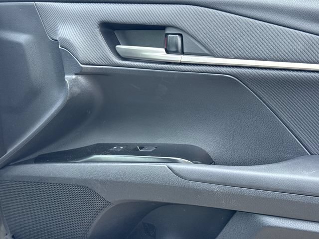 Used 2026 Toyota Camry SE FWD image 29