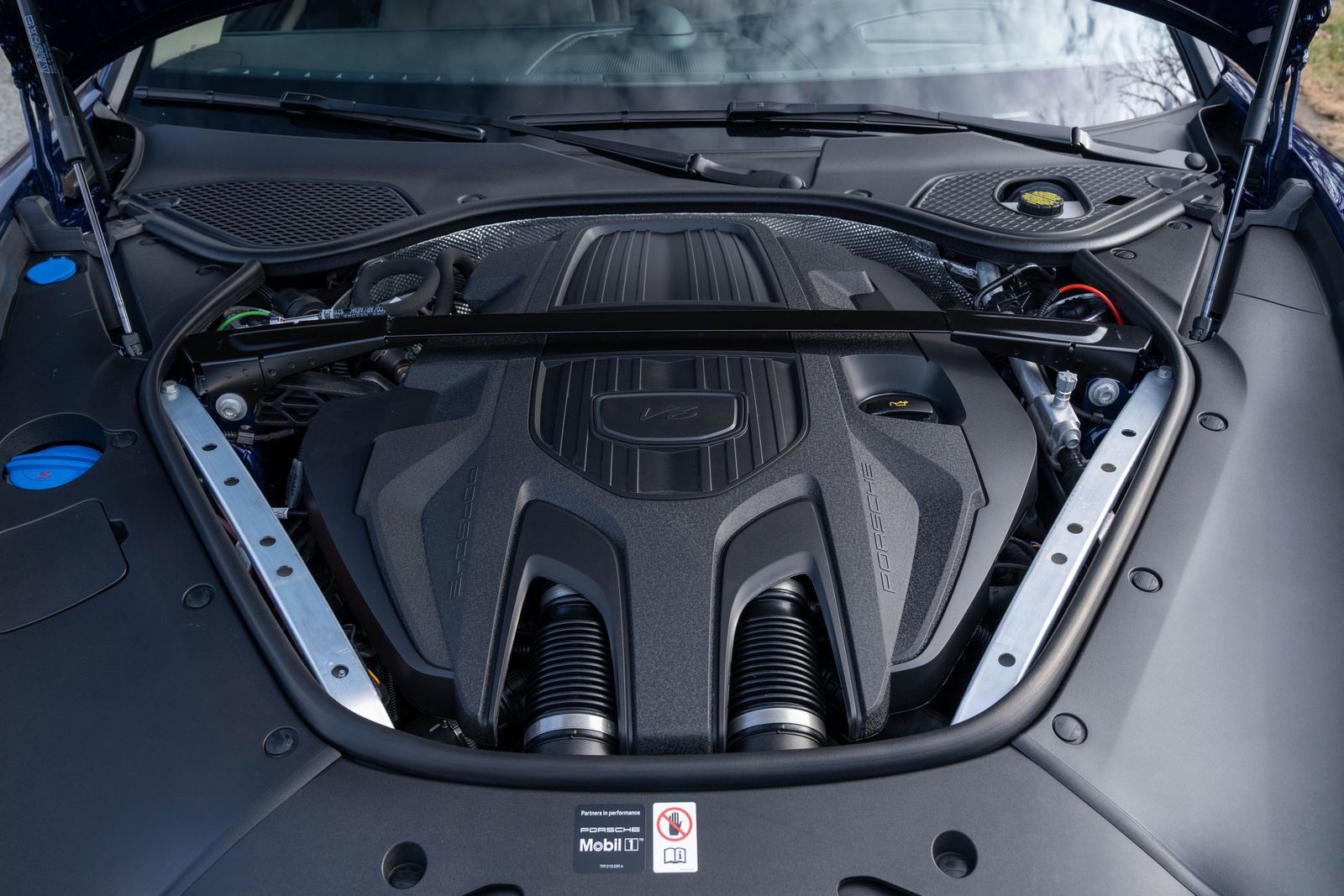 Used 2026 Porsche Panamera 4 image 17