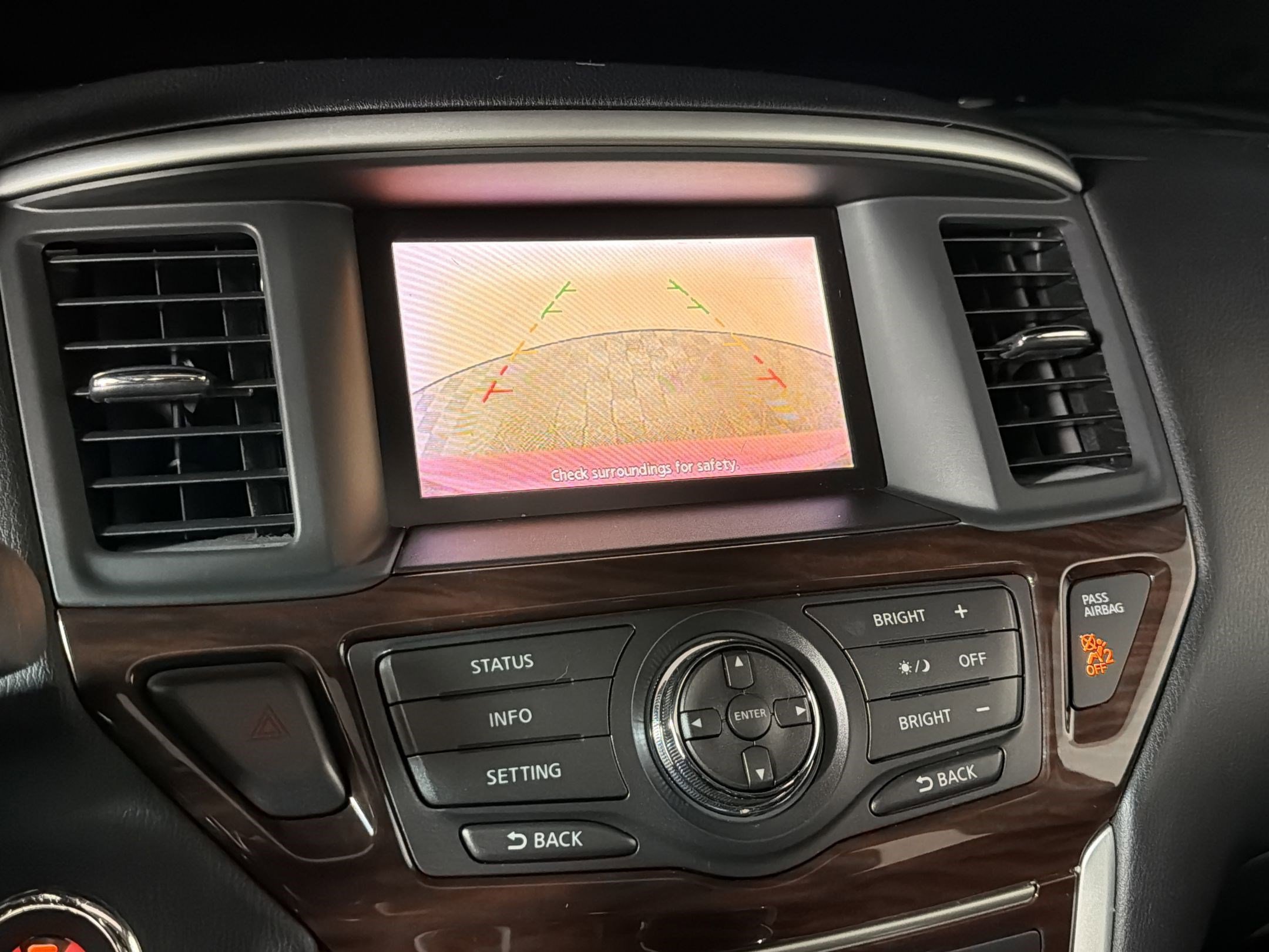 Used 2013 Nissan Pathfinder SL w/ SL Premium Pkg FWD image 23