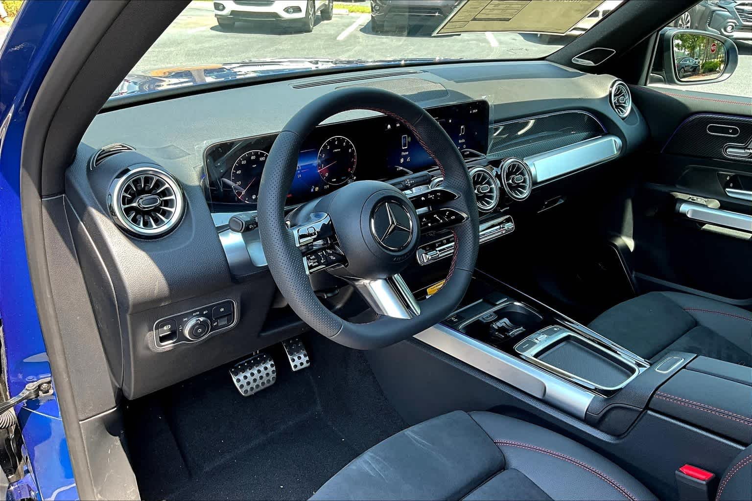 Certified 2024 Mercedes-Benz GLB 250 image 19