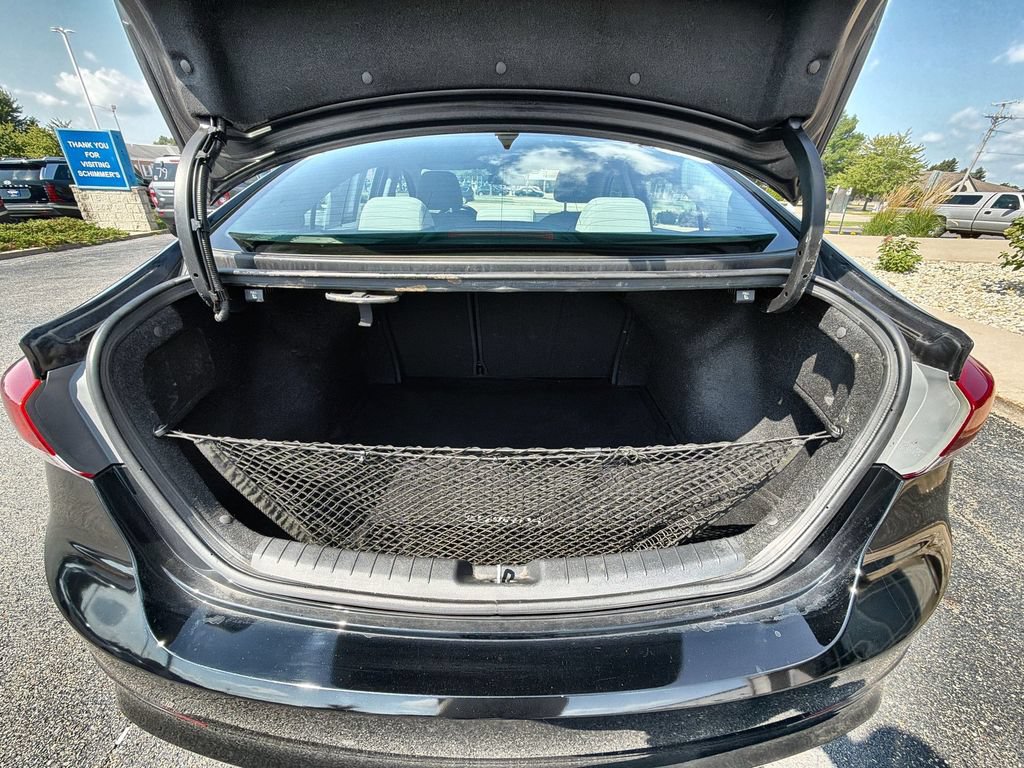 Used 2018 Hyundai Elantra SEL w/ Cargo Package FWD image 18