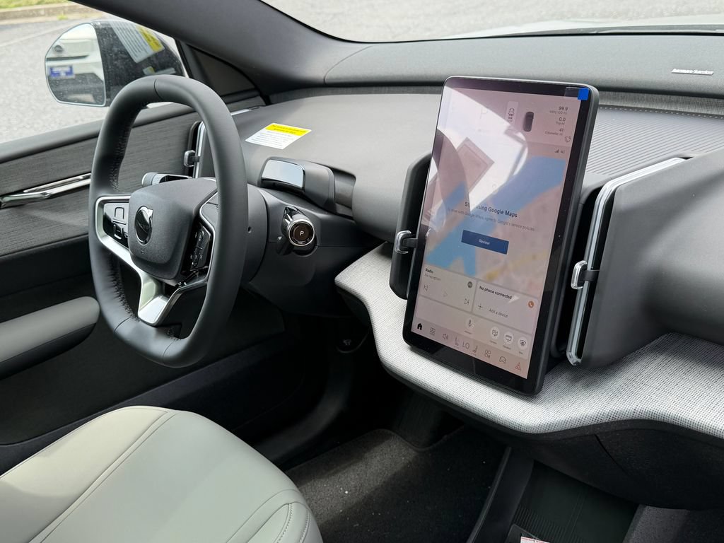 New 2026 Volvo EX30 Cross Country Ultra AWD/4WD image 7