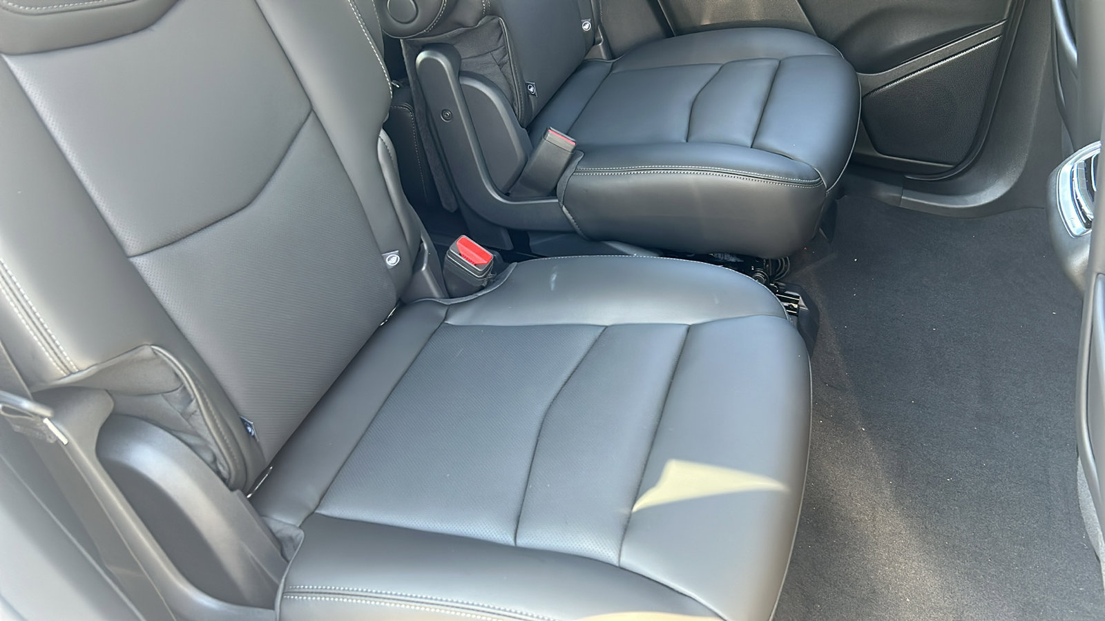 New 2025 Cadillac XT6 Premium Luxury w/ Technology Package image 13