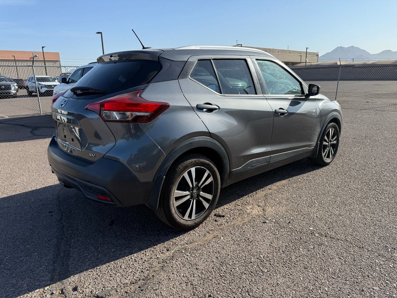 Used 2019 Nissan Kicks SV image 5