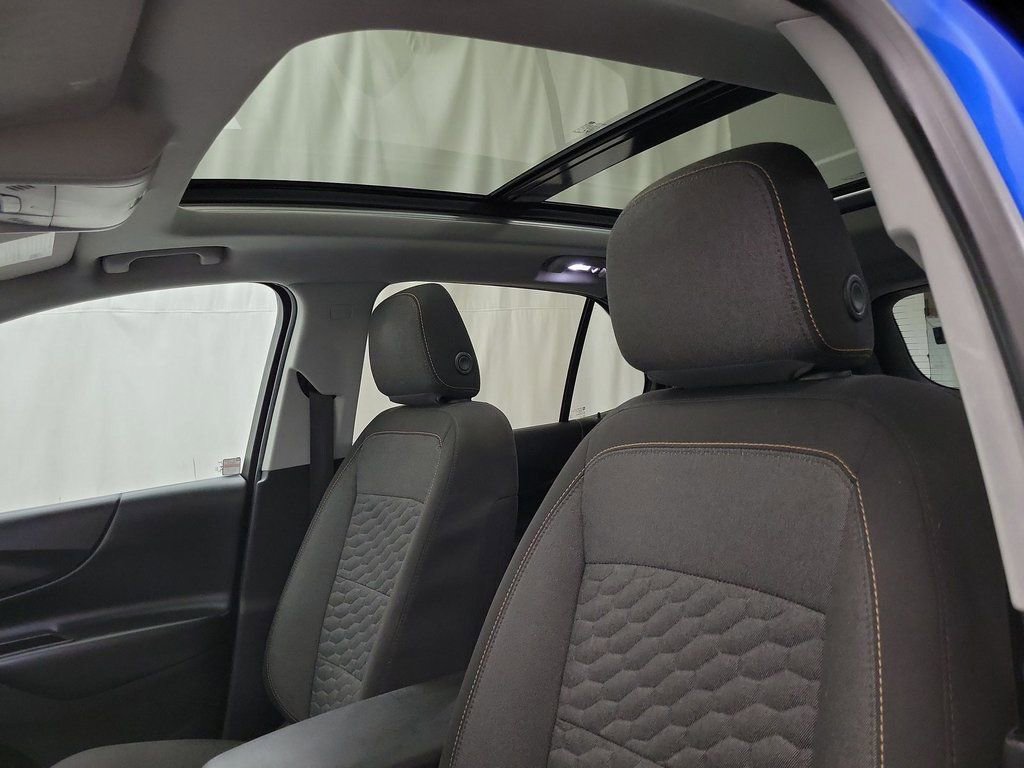 Certified 2019 Chevrolet Equinox LT w/ Sun & Navigation Package image 9