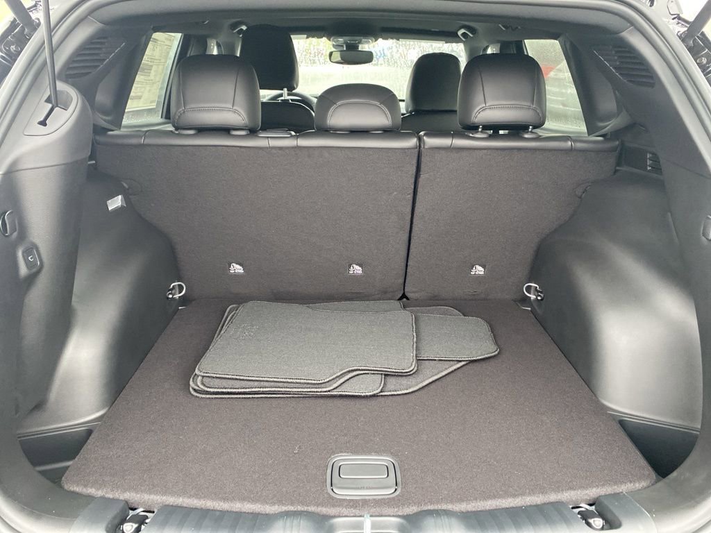 New 2026 Jeep Compass Limited image 17