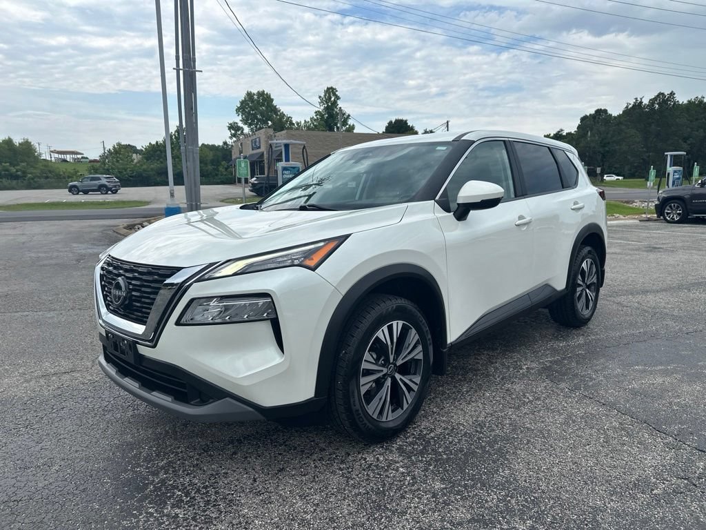 Used 2023 Nissan Rogue SV FWD image 7