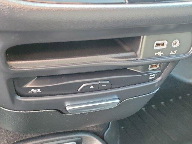 Used 2018 Chrysler Pacifica Touring-L Plus w/ S Appearance Package image 32