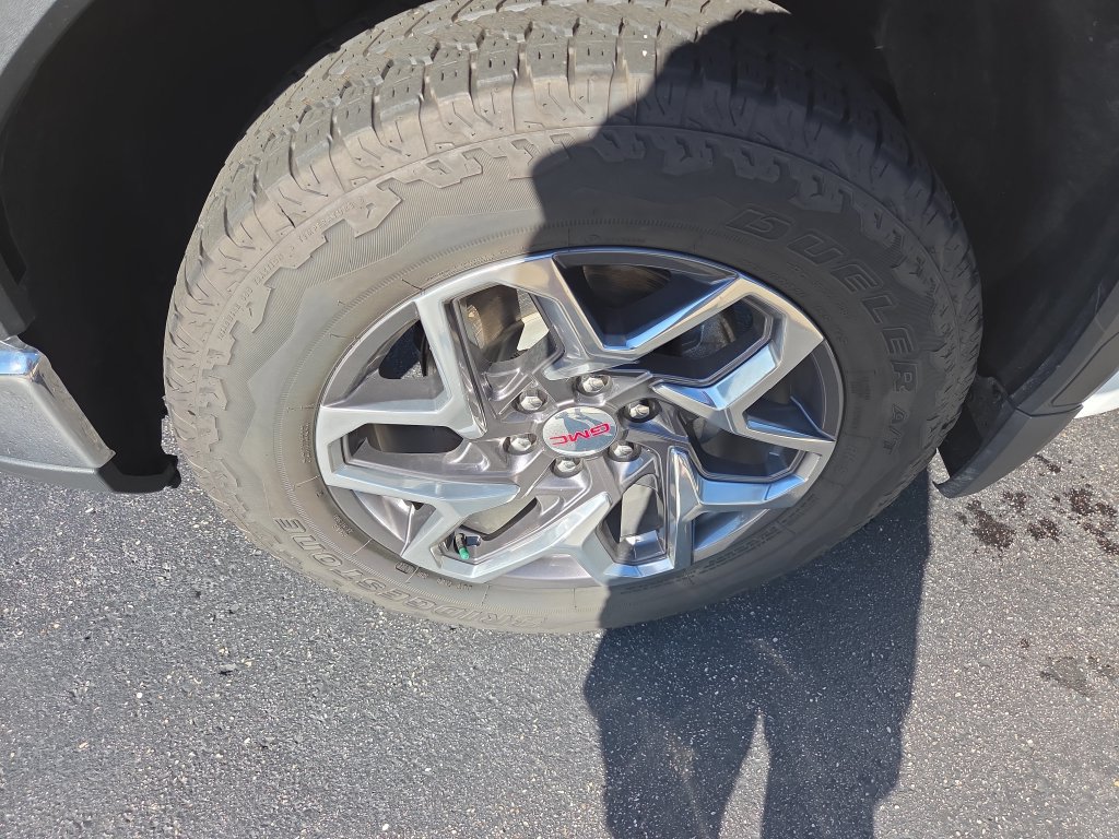 Certified 2024 GMC Sierra 1500 SLT w/ SLT Convenience Package AWD/4WD image 32