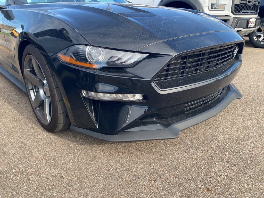 Used 2021 Ford Mustang GT Premium w/ Equipment Group 401A RWD image 3