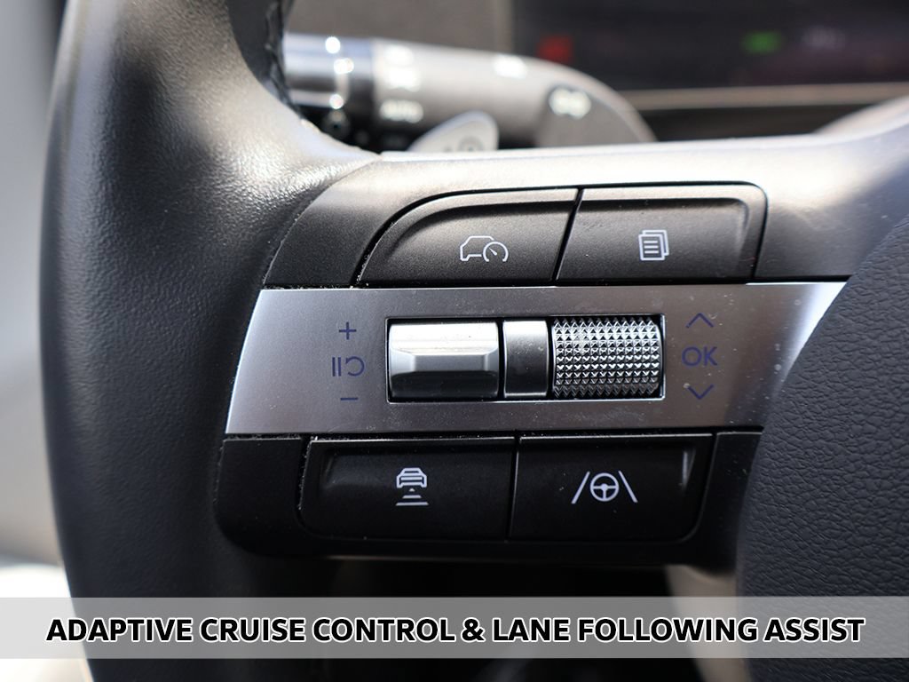Used 2024 Hyundai Kona SEL FWD image 4