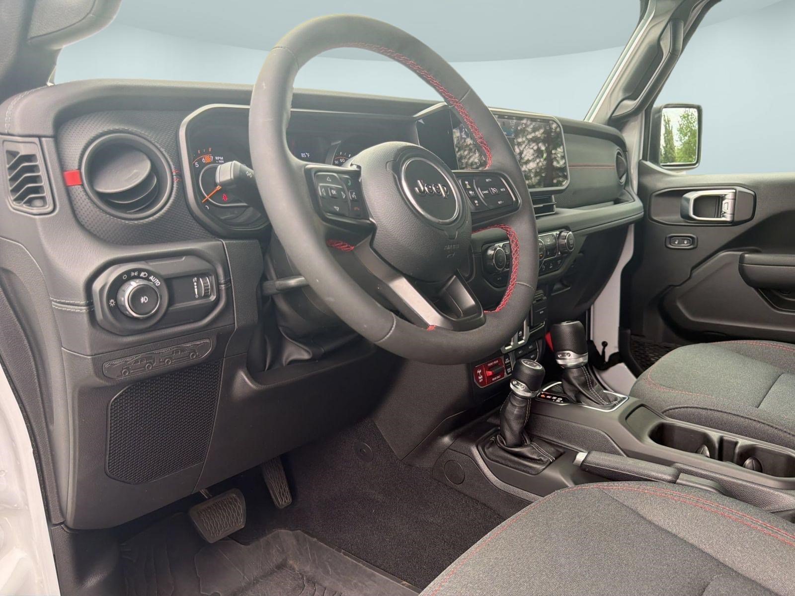 Used 2024 Jeep Wrangler Rubicon w/ Safety Group AWD/4WD image 25