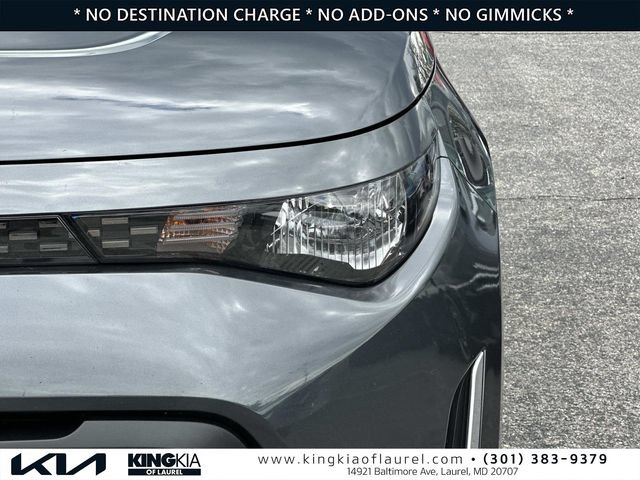 Used 2024 Kia Soul LX w/ Option Group 015 FWD image 28