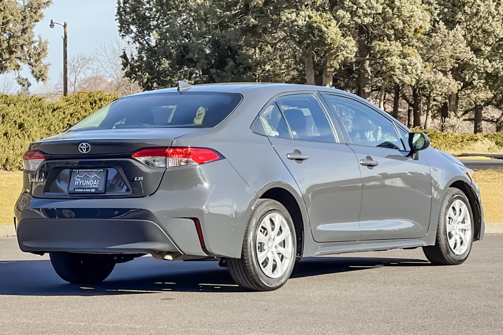 Used 2024 Toyota Corolla LE image 4