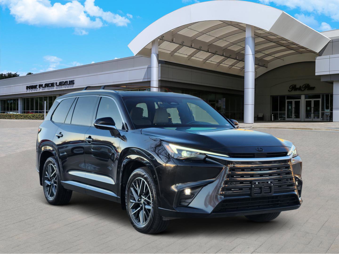 Used 2025 Lexus TX 350 FWD image 2