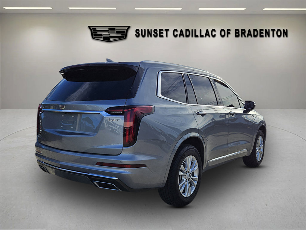 New 2025 Cadillac XT6 Luxury image 7