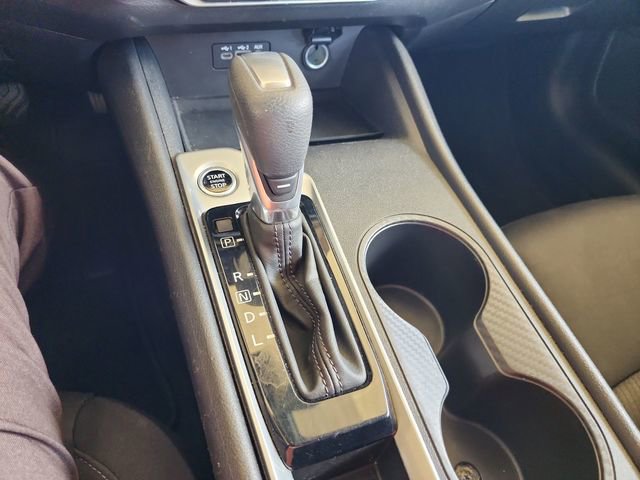 Used 2025 Nissan Altima 2.5 SV FWD image 19