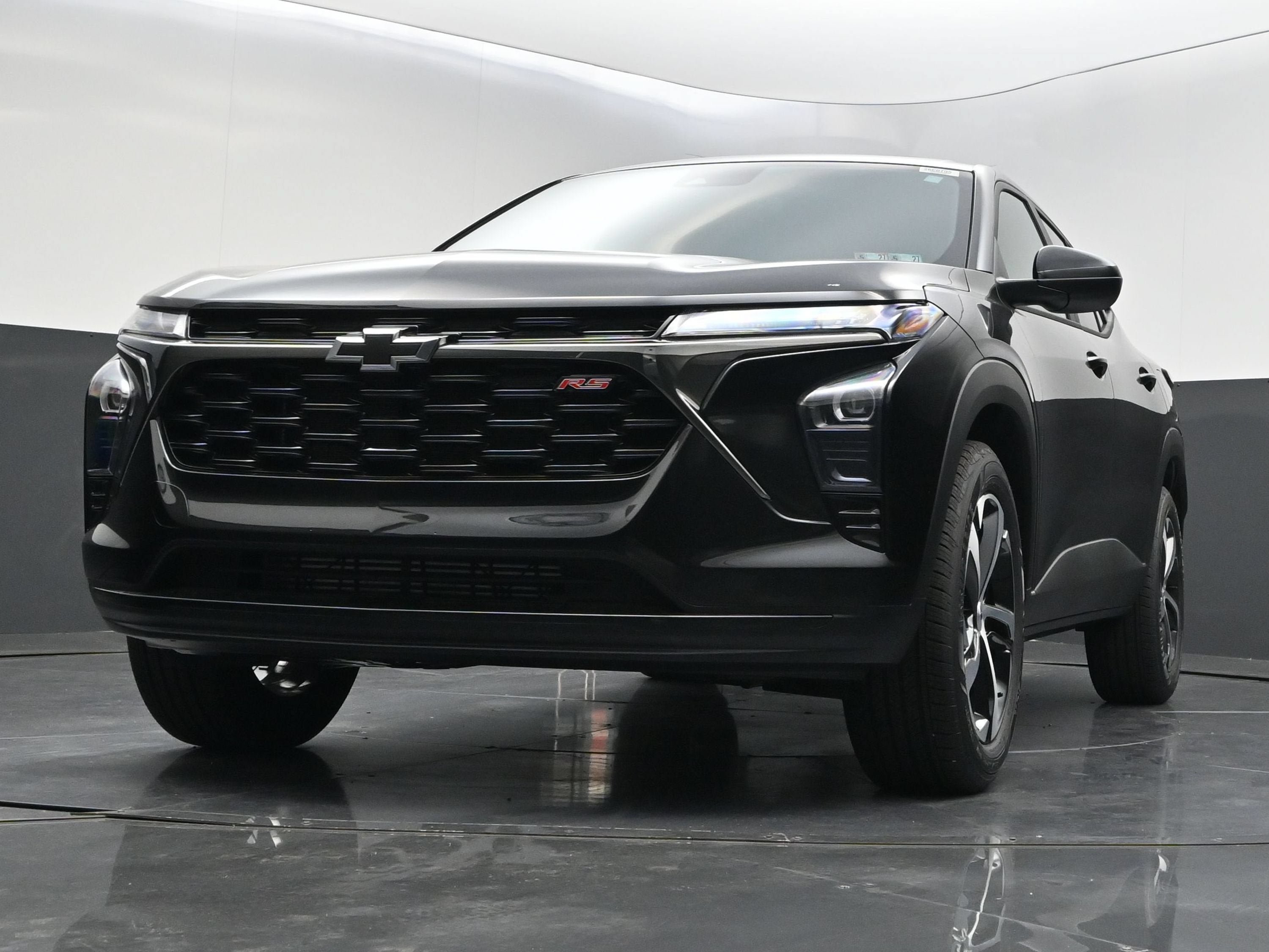 Used 2026 Chevrolet Trax RS w/ Sunroof Package FWD image 33