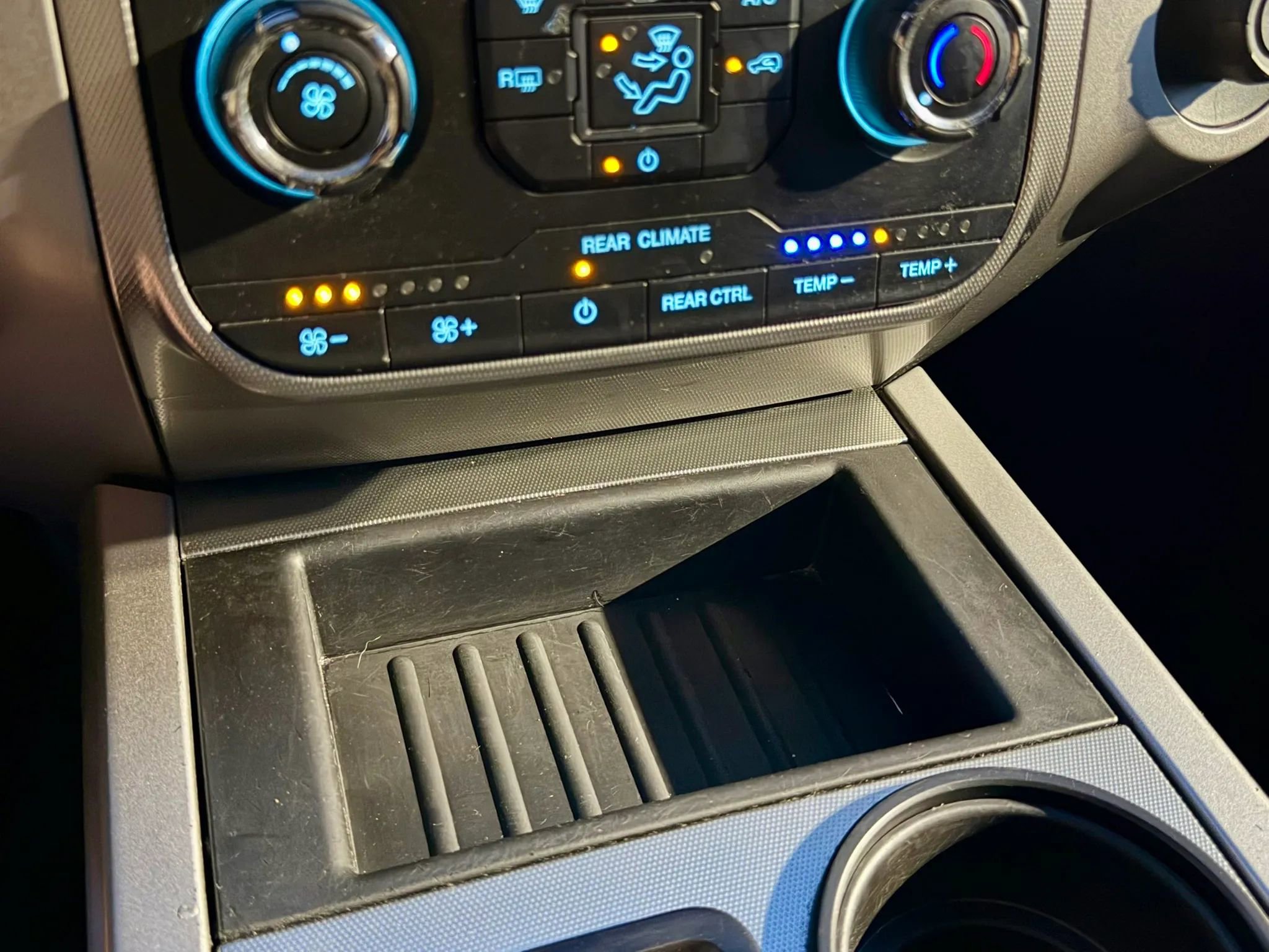 Used 2015 Ford Expedition EL XLT image 32