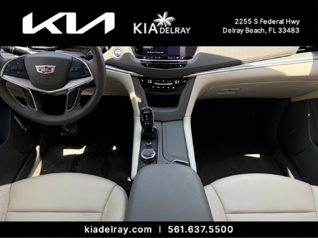 Used 2023 Cadillac XT5 Premium Luxury FWD image 14